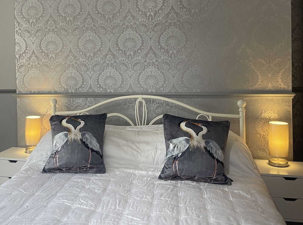 lilyrose hotel