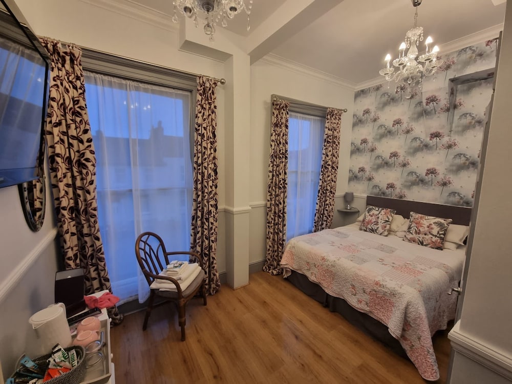 lilyrose hotel