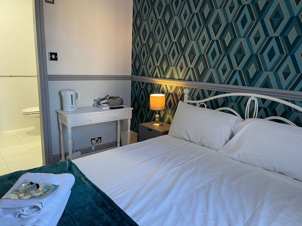 lilyrose hotel