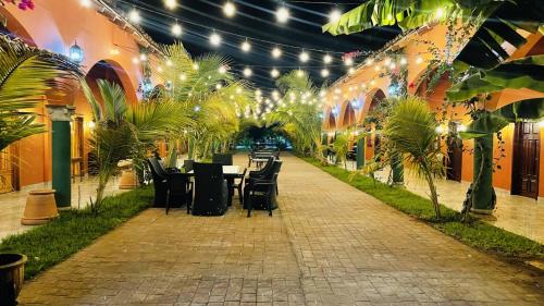 sambo mambo beach hotel