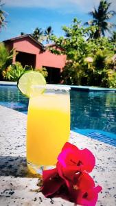 sambo mambo beach hotel