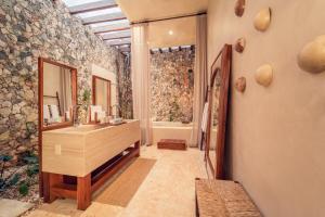 oriundo luxury nature villas
