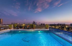 savoy central hotel apartments