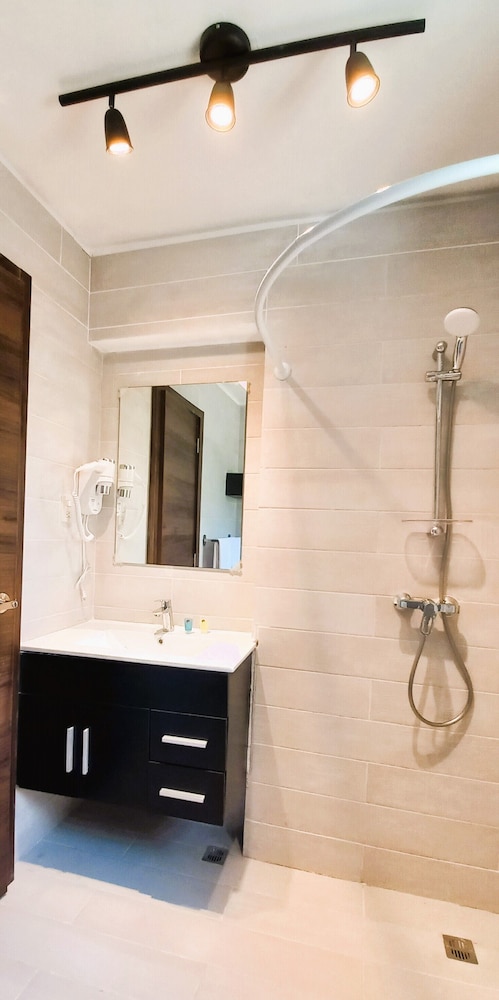 la piazzetta suites
