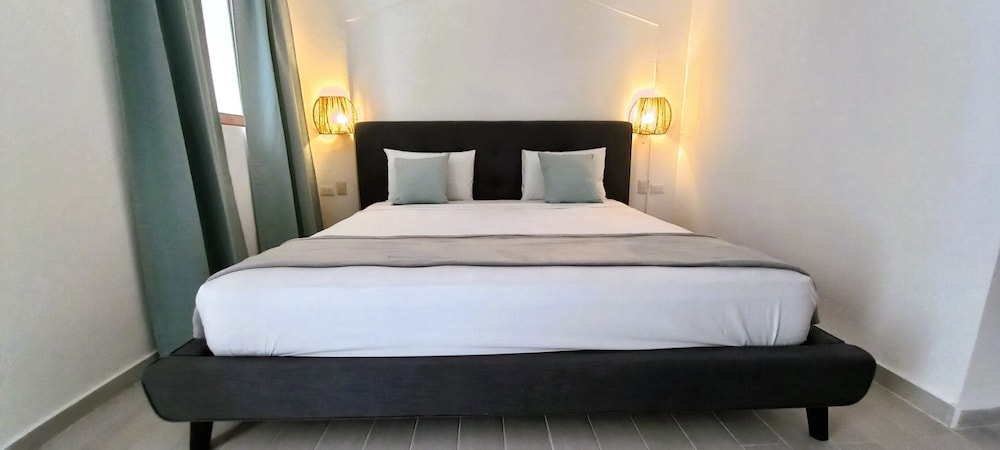 la piazzetta suites