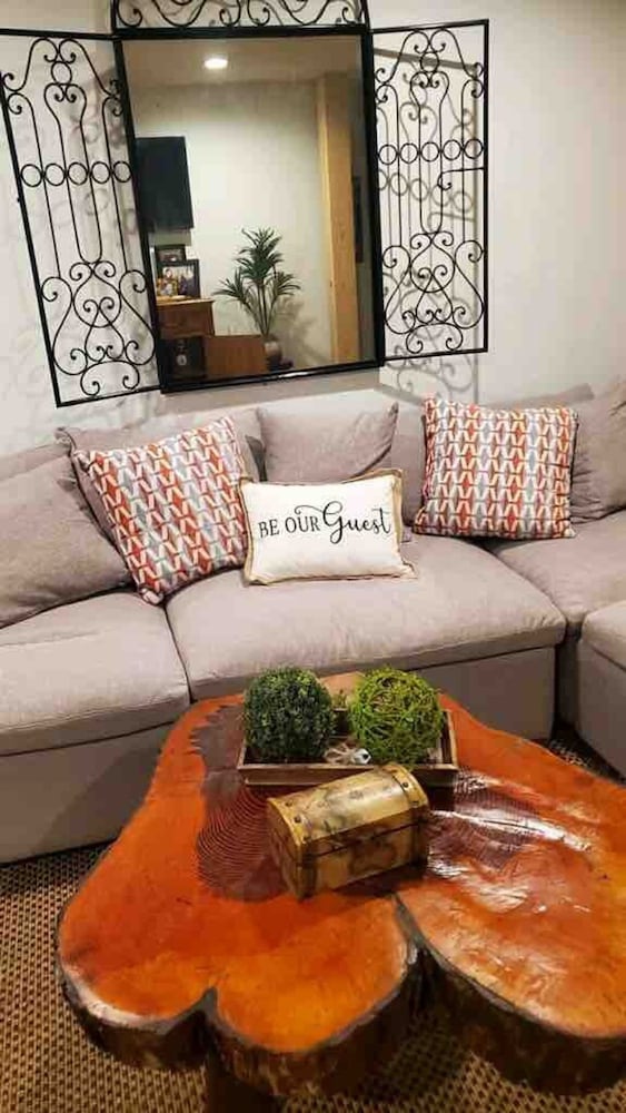 lake hartwell frank howard home clemson