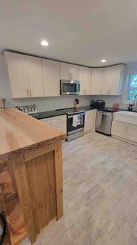 lake hartwell frank howard home clemson