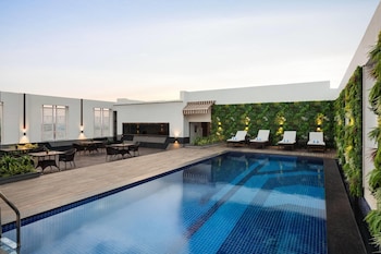 ramada by wyndham ghaziabad vasundhara