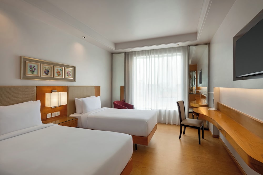 ramada by wyndham ghaziabad vasundhara