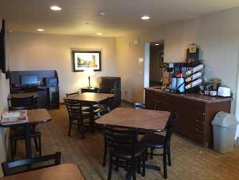 mainstay suites spokane valley