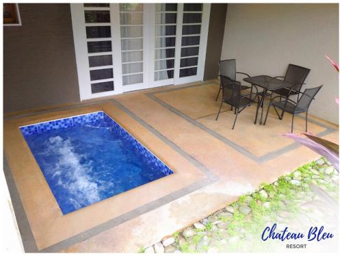 chateau bleu resort