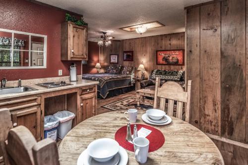 shadow mountain lodge and cabins