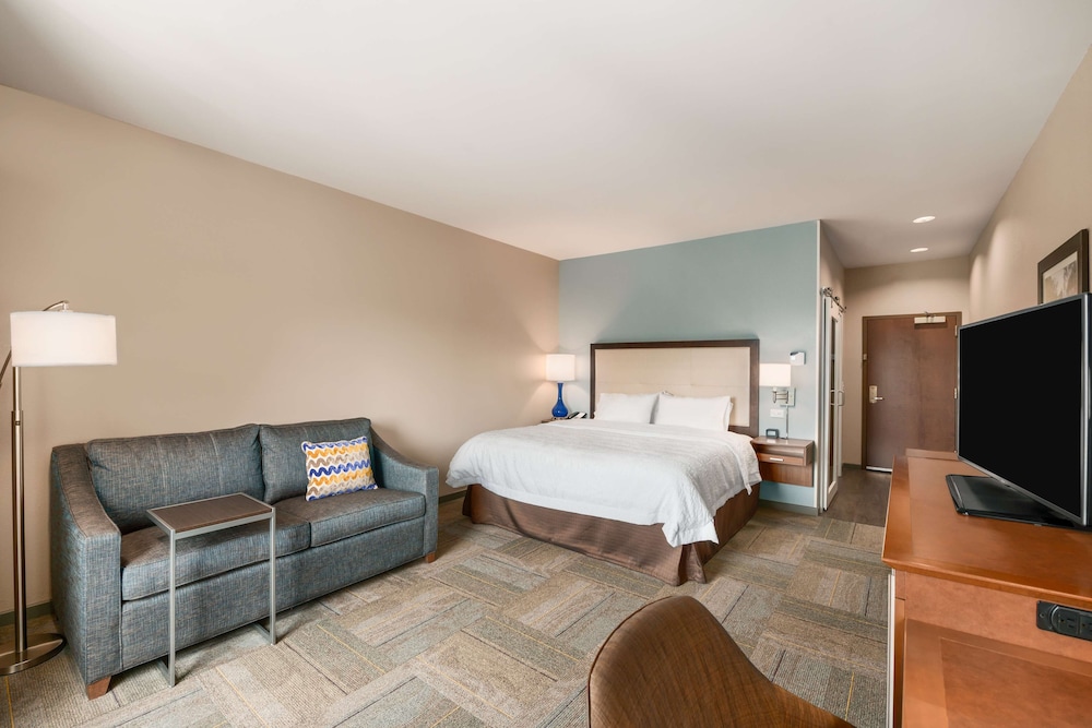 hampton inn and suites lavonia