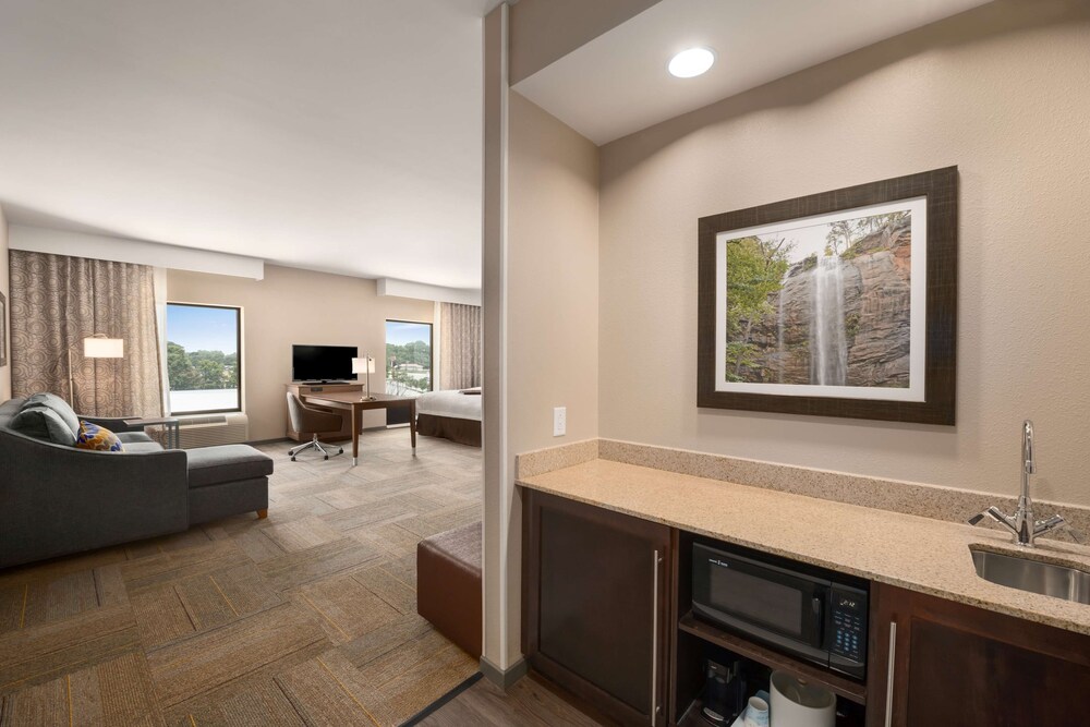 hampton inn and suites lavonia