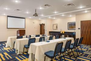 hampton inn and suites lavonia