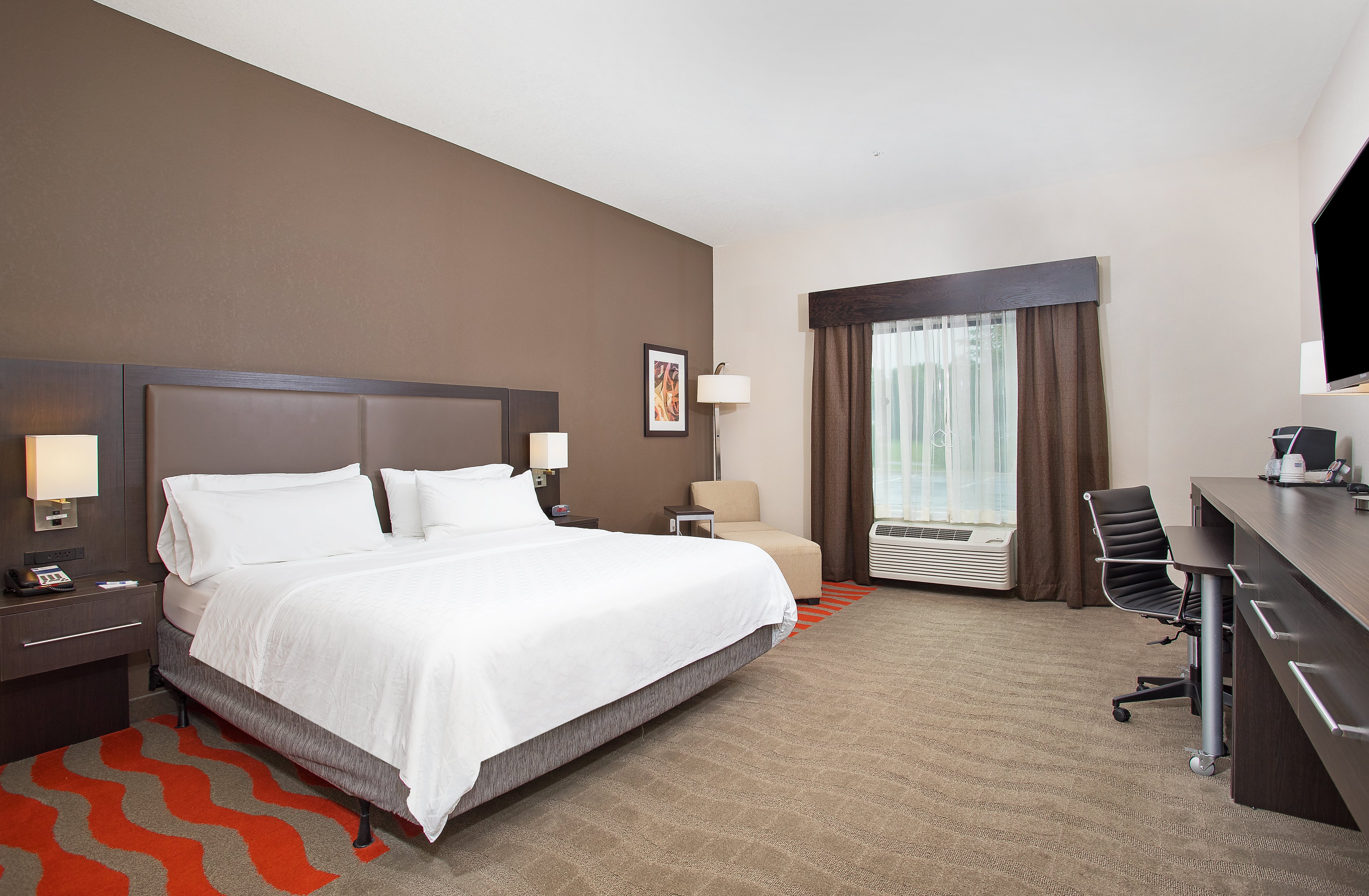 holiday inn express and suites glasgow by ihg