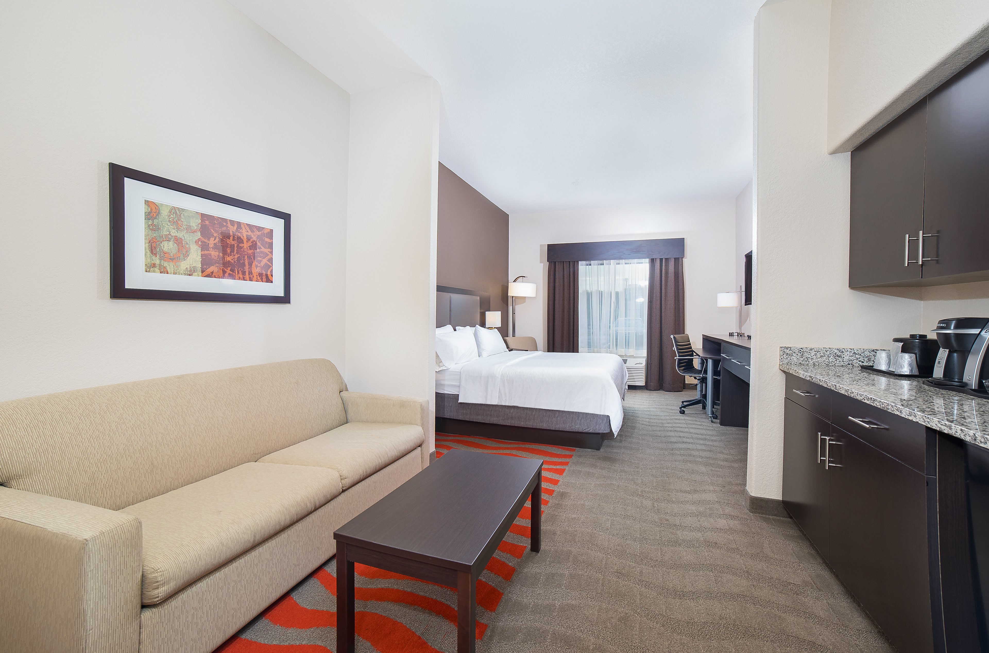 holiday inn express and suites glasgow by ihg