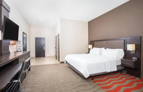 holiday inn express and suites glasgow by ihg