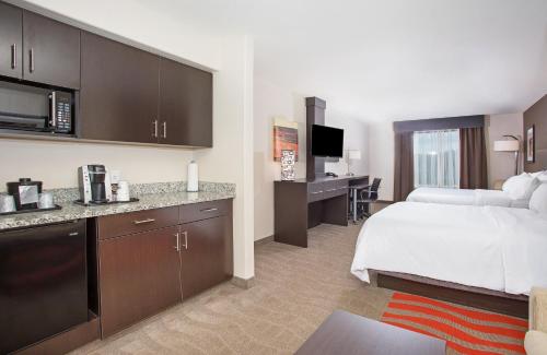 holiday inn express and suites glasgow by ihg