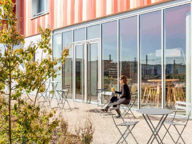 aparthotel adagio access paris massy gare tgv