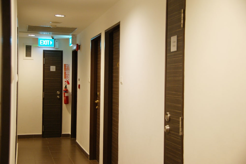 lion peak hotel bugis