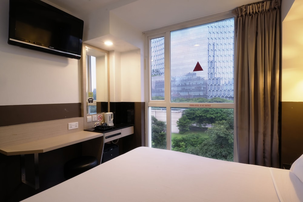 lion peak hotel bugis