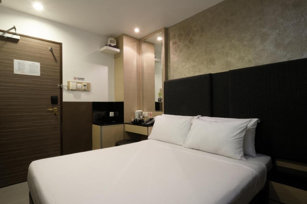lion peak hotel bugis