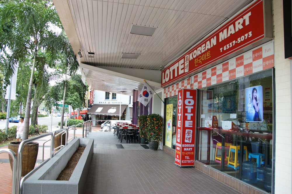 lion peak hotel bugis