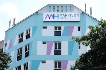 lion peak hotel bugis