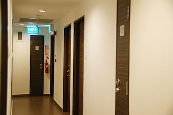 lion peak hotel bugis