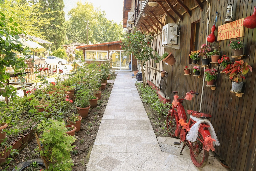 yavuz motel adrasan