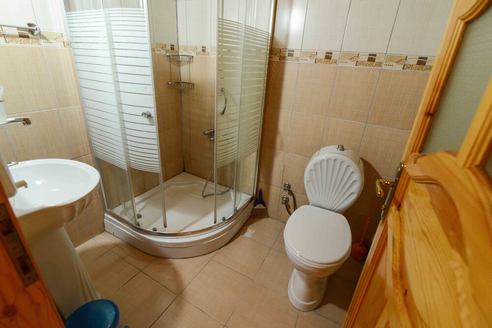 yavuz motel adrasan
