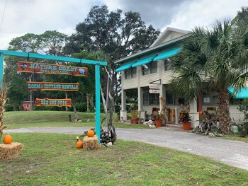nature coast inn and cottages