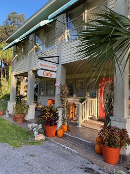nature coast inn and cottages