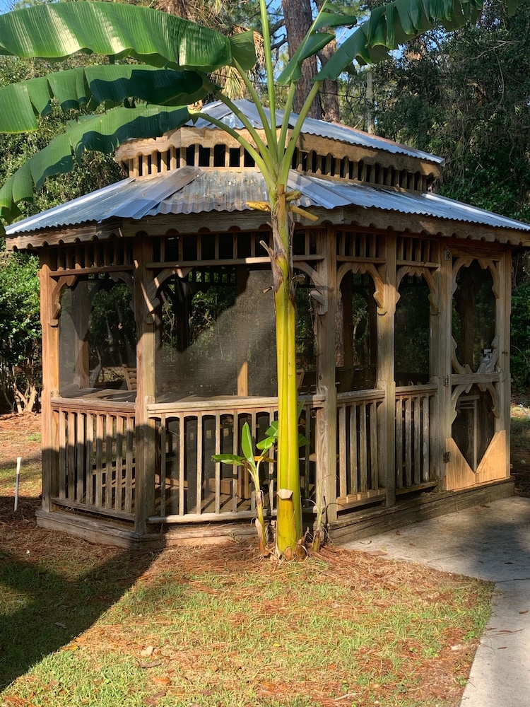 nature coast inn and cottages