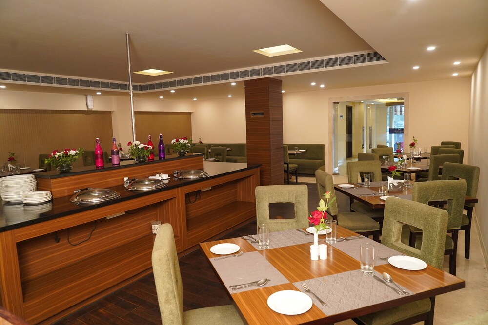 continent hotel nakodar