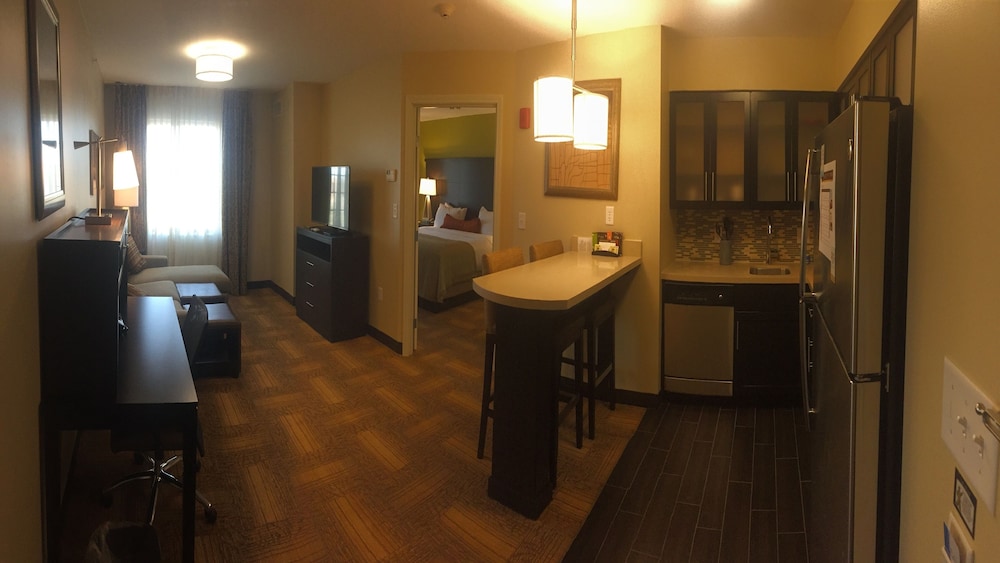 staybridge suites merrillville by ihg