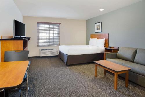 woodspring suites columbus north i 270