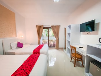 kesari glory hotel