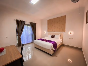 kesari glory hotel