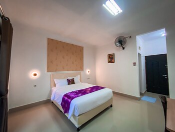 kesari glory hotel
