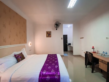 kesari glory hotel