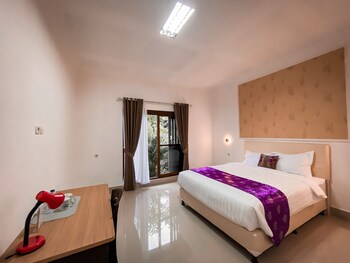 kesari glory hotel