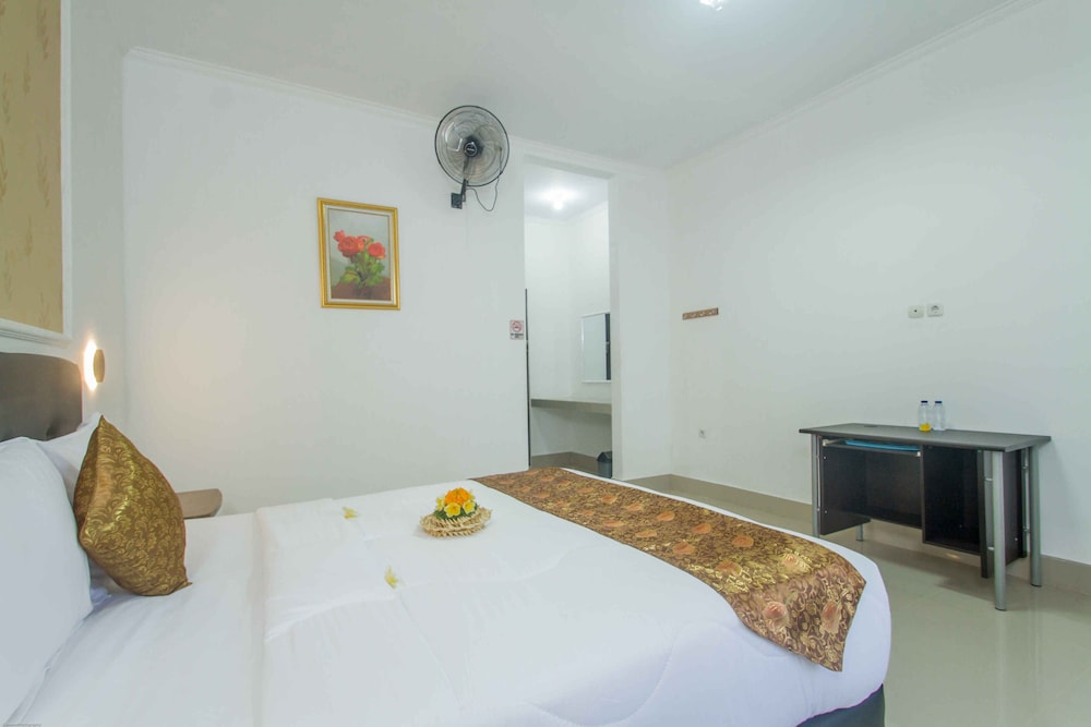 kesari glory hotel