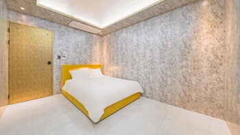 chuncheon poolhouse epop