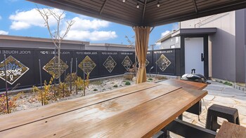 chuncheon poolhouse epop