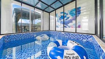 chuncheon poolhouse epop