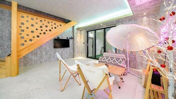 chuncheon poolhouse epop