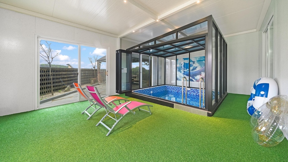 chuncheon poolhouse epop