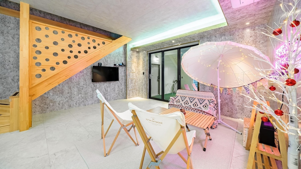 chuncheon poolhouse epop